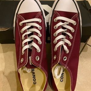 Brand new maroon unisex converse. Still in box